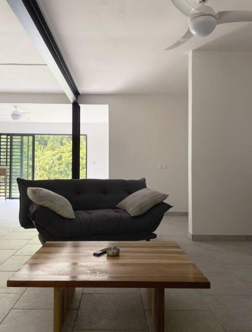 Spacieux Appartement A La Villa Montagne 勒卡尔贝 外观 照片